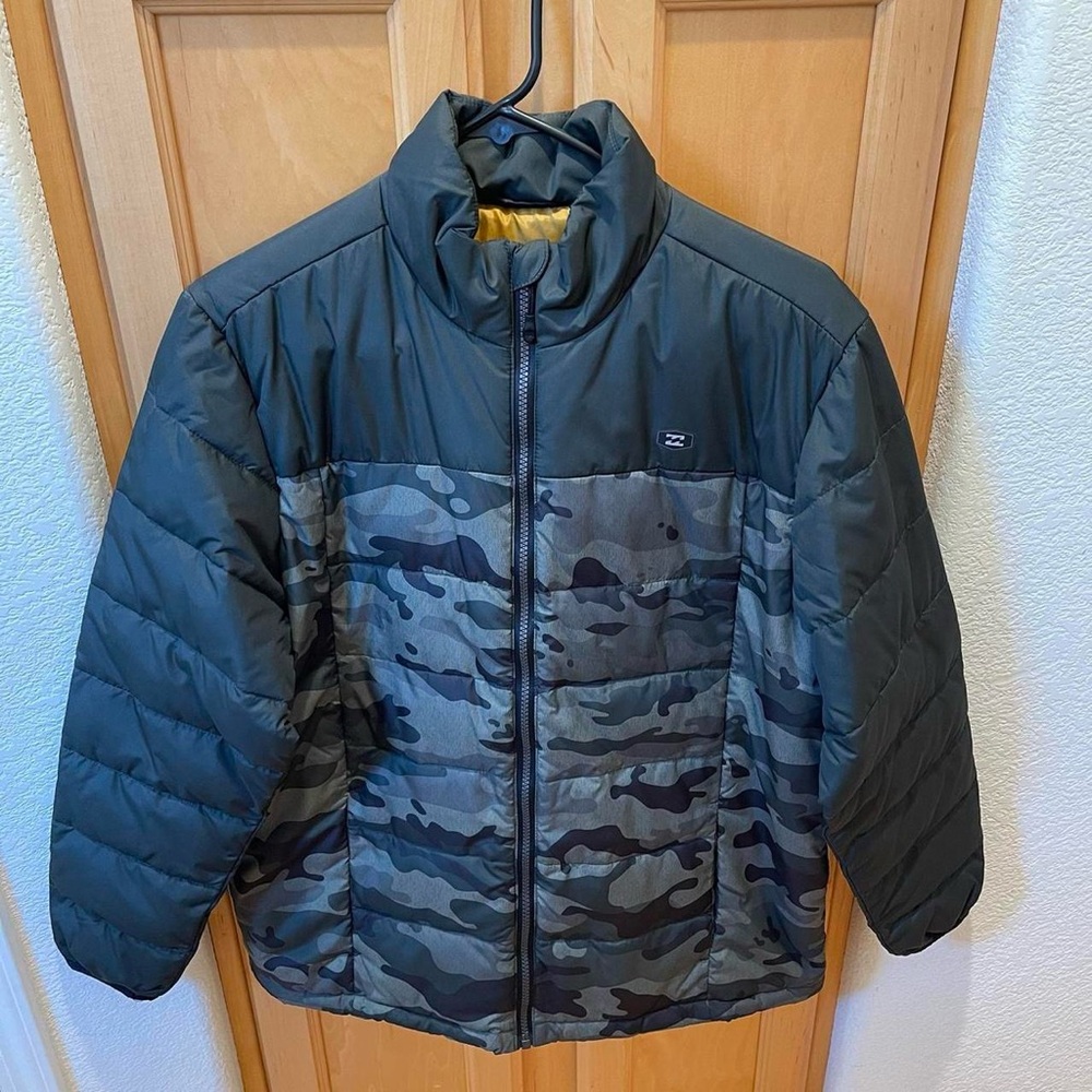 Boys Billabong Camo Gray Puffer Jacket XL